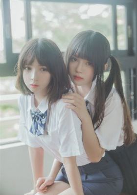 美女扒开胸露出尿头漫画-豆瓣电影不卡在线观看